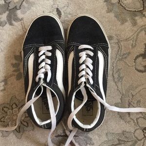 Black and white kids vans